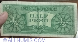 Image #2 of 1/2 Peso ND (1949)